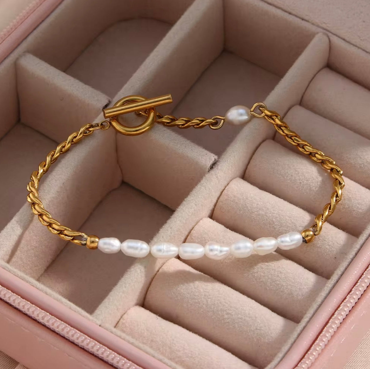 Pearl Muse Bracelet